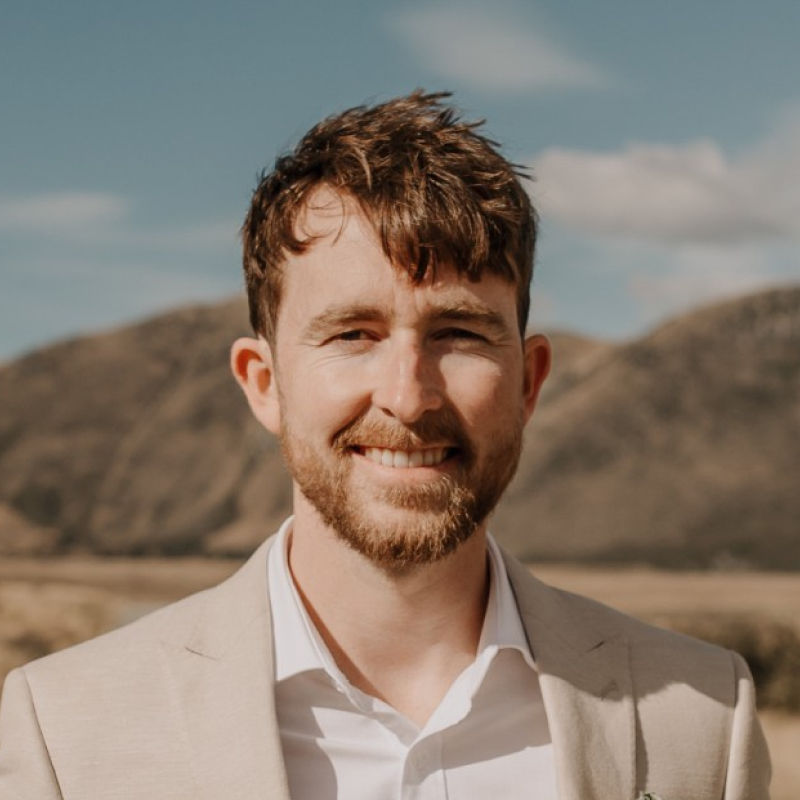 Dr. Simon Duff